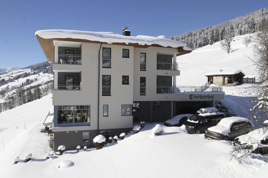 Eberharthof Apartment Saalbach-Hinterglemm Bagian luar foto
