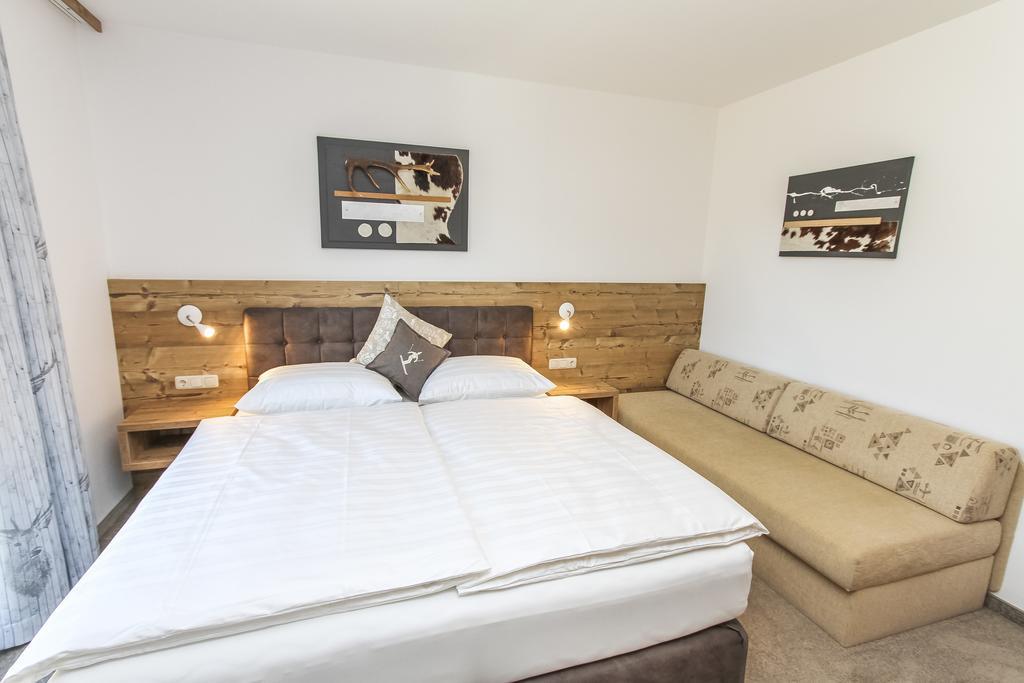 Eberharthof Apartment Saalbach-Hinterglemm Bagian luar foto