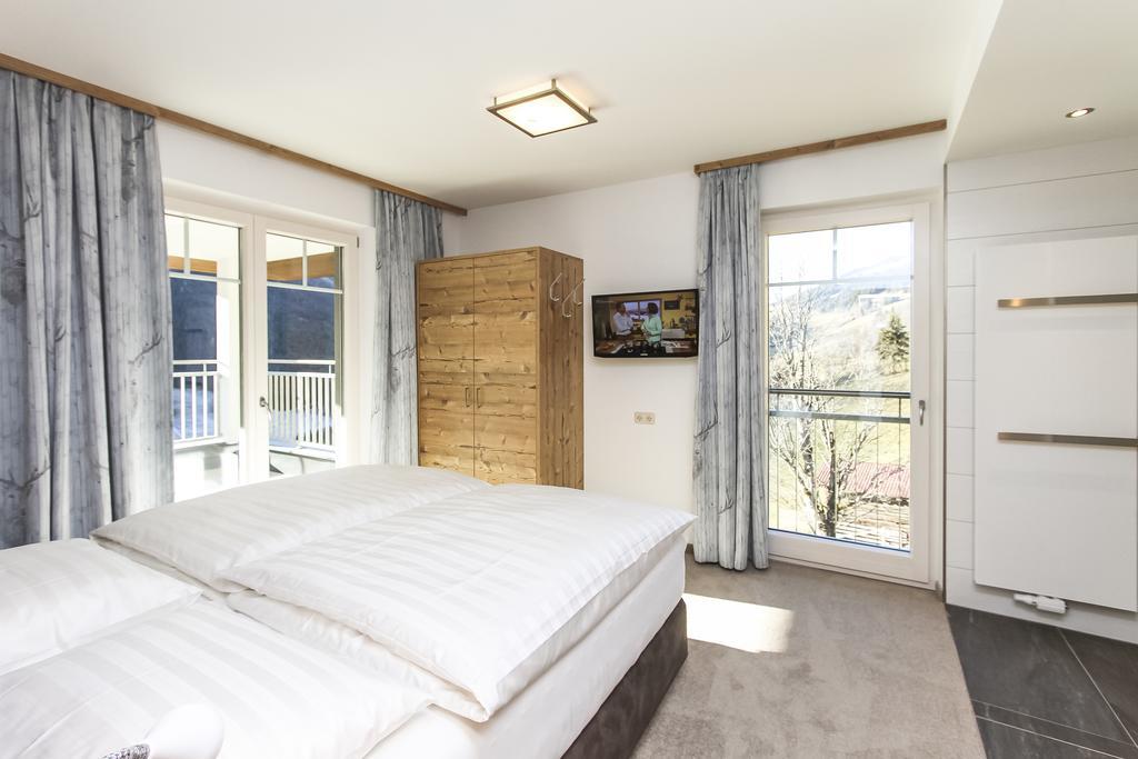 Eberharthof Apartment Saalbach-Hinterglemm Bagian luar foto