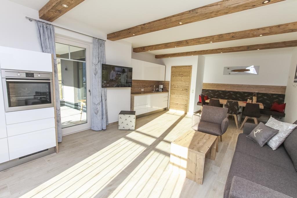 Eberharthof Apartment Saalbach-Hinterglemm Bagian luar foto