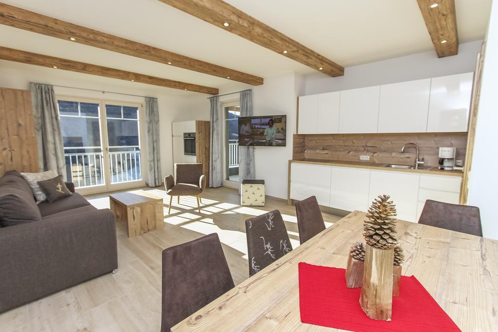 Eberharthof Apartment Saalbach-Hinterglemm Bagian luar foto