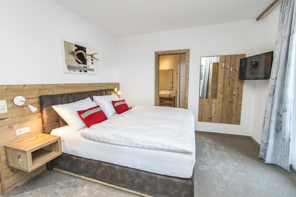 Eberharthof Apartment Saalbach-Hinterglemm Bagian luar foto